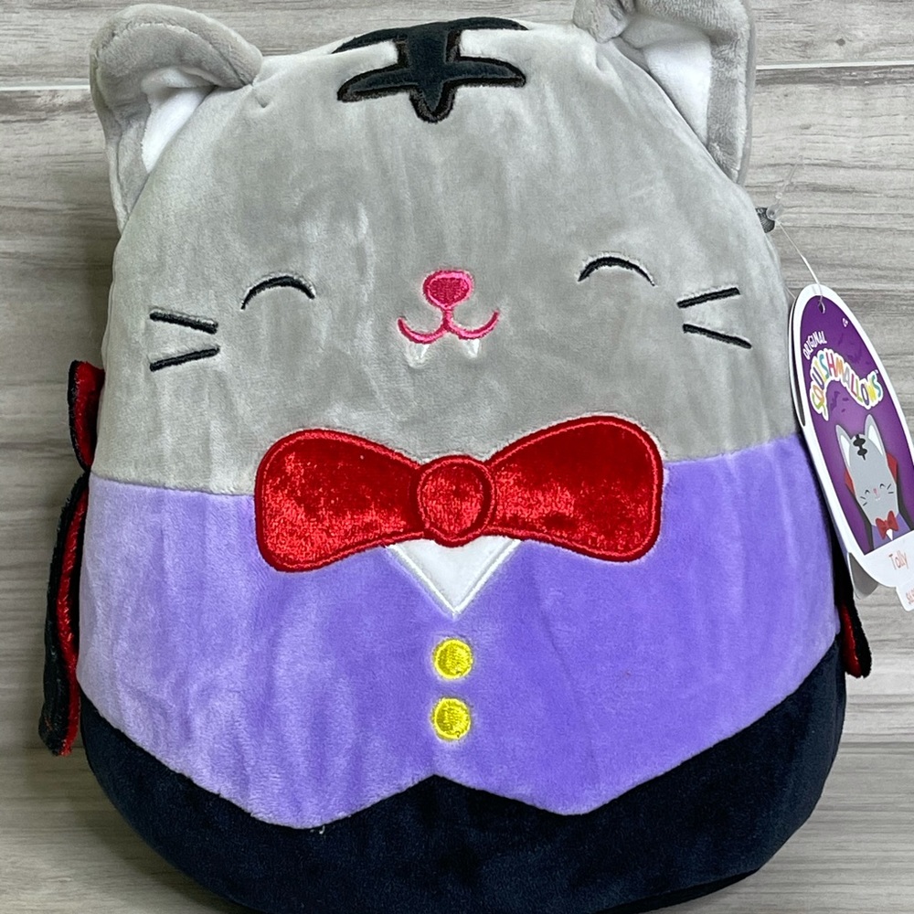 Squishmallow Tally the vampire cat 8”